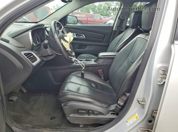 2GKALPEK3H6208640 2017 GMC TERRAIN Silver Widok wnętrza z przodu