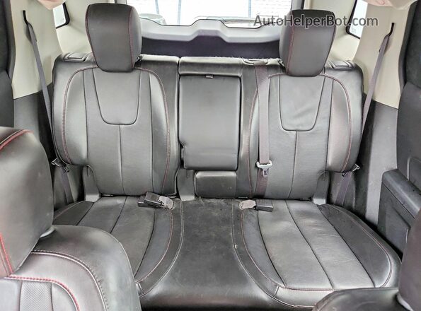 2GKALPEK9H6207962 2017 GMC TERRAIN Gray Vista de los asientos traseros
