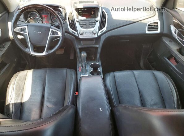 2GKALREK0H6181649 2017 GMC TERRAIN Maroon Vista del salpicadero