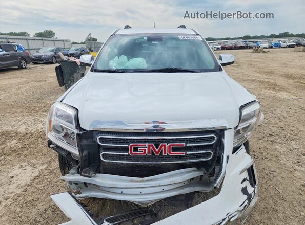 2GKFLPE33G6171389 2016 GMC TERRAIN Белый Вид спереди
