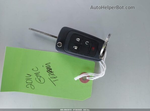 2GKFLPE34G6173782 2016 GMC TERRAIN Silver Widok deski rozdzielczej