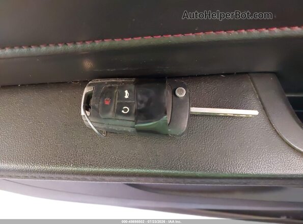2GKFLSEK6G6285879 2016 GMC TERRAIN Burgundy Вид панелі приладів