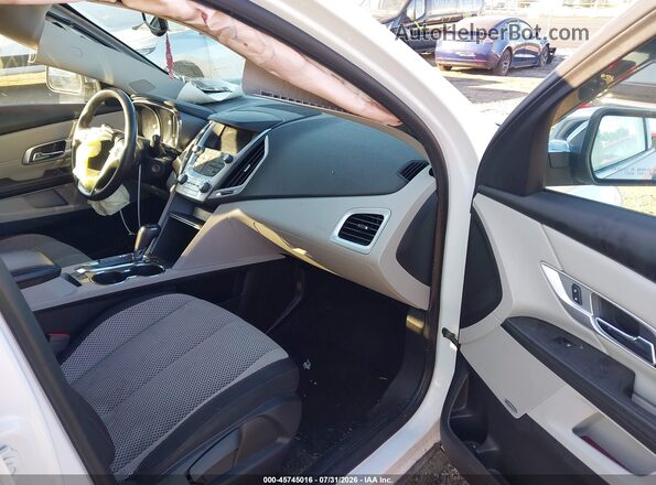 2GKFLTEK2G6240136 2016 GMC TERRAIN Silver Widok wnętrza z przodu