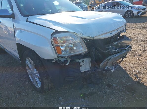 2GKFLTEK2G6240136 2016 GMC TERRAIN Silver Widok z przodu