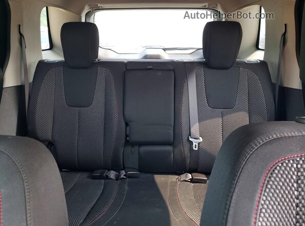 2GKFLTEKXH6154333 2017 GMC TERRAIN Black უკანა სავარძლების ხედი