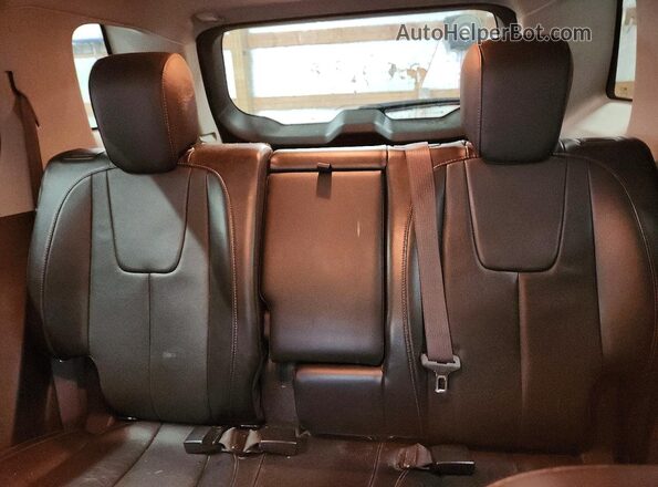 2GKFLUE35G6136819 2016 GMC TERRAIN Белый Вид задних сидений