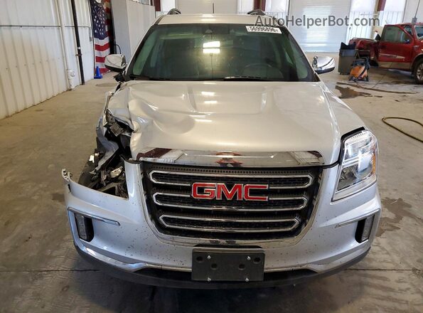 2GKFLUEK3H6259348 2017 GMC TERRAIN Silver Vista frontal