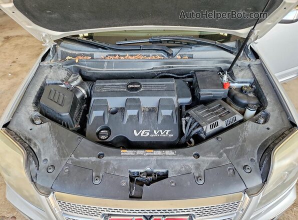 2GKFLVE3XH6246191 2017 GMC TERRAIN Silver Widok wnętrza z tyłu