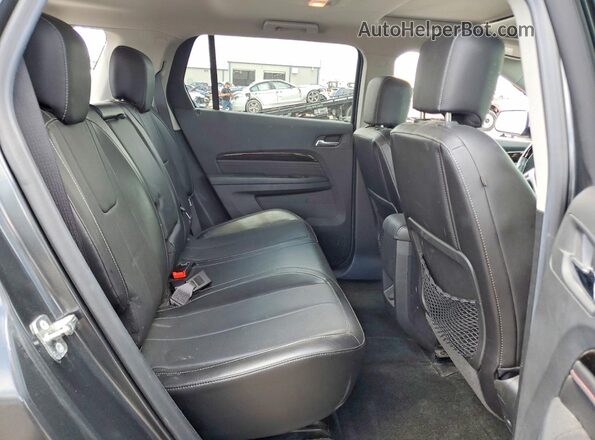 2GKFLVEK2H6143516 2017 GMC TERRAIN Gray Vista interior trasera