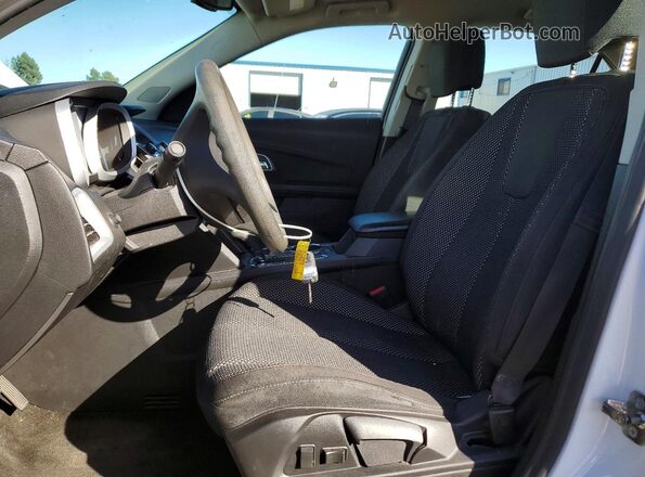2GNALBEK4H1579230 2017 CHEVROLET EQUINOX White Widok wnętrza z przodu