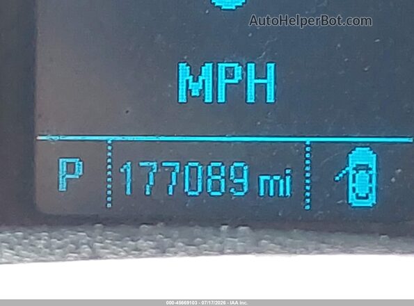 2GNALCEK0H1576590 2017 CHEVROLET EQUINOX Silver 