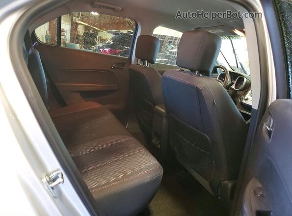 2GNALCEK0H1617719 2017 CHEVROLET EQUINOX Silver Vista interior trasera