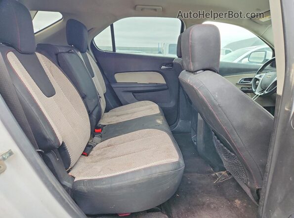 2GNALCEK1G6119241 2016 CHEVROLET EQUINOX White Widok wnętrza z tyłu