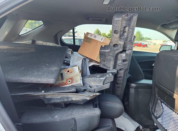 2GNALCEK2H1568085 2017 CHEVROLET EQUINOX Белый Вид задней части салона