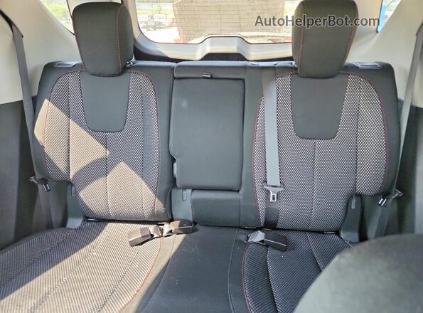 2GNALCEK2H1601196 2017 CHEVROLET EQUINOX White Widok tylnych siedzeń