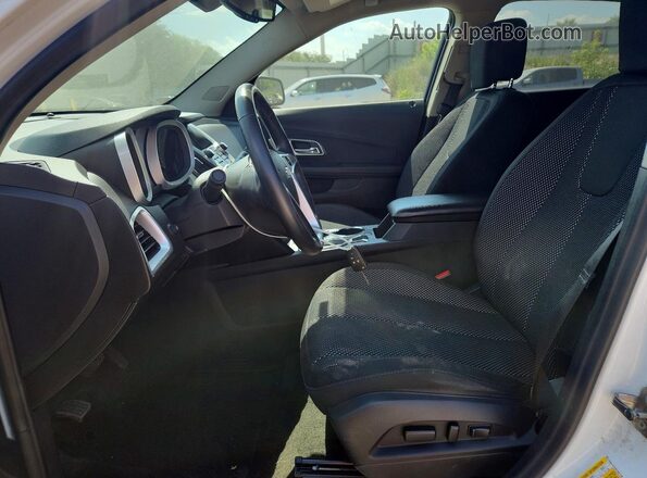 2GNALCEK2H1601196 2017 CHEVROLET EQUINOX White Widok wnętrza z przodu
