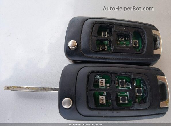 2GNALCEK2H6274916 2017 CHEVROLET EQUINOX Silver Widok deski rozdzielczej