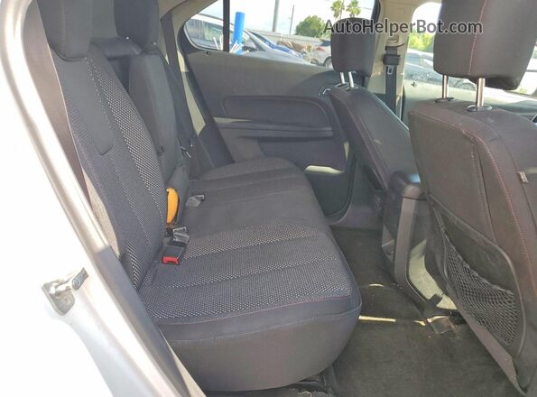 2GNALCEK3H1534799 2017 CHEVROLET EQUINOX White Vista interior trasera