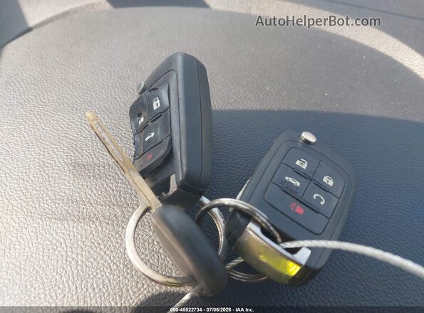 2GNALCEK4H1568444 2017 CHEVROLET EQUINOX Бордовый Вид панели приборов