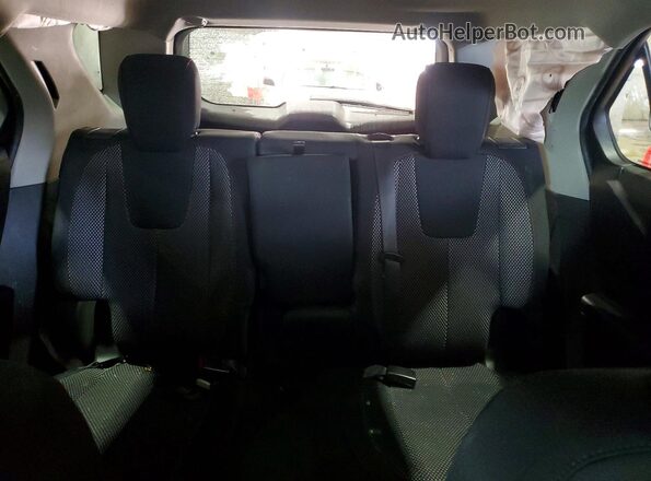 2GNALCEK4H1609882 2017 CHEVROLET EQUINOX Gray Rear seats view