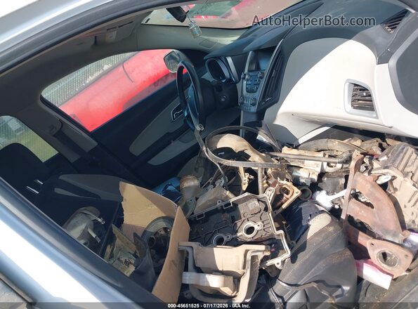 2GNALCEK6H6251204 2017 CHEVROLET EQUINOX White Вид салону спереду