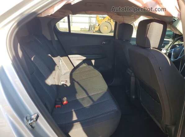 2GNALCEK9G1167485 2016 CHEVROLET EQUINOX Silver Rear interior view