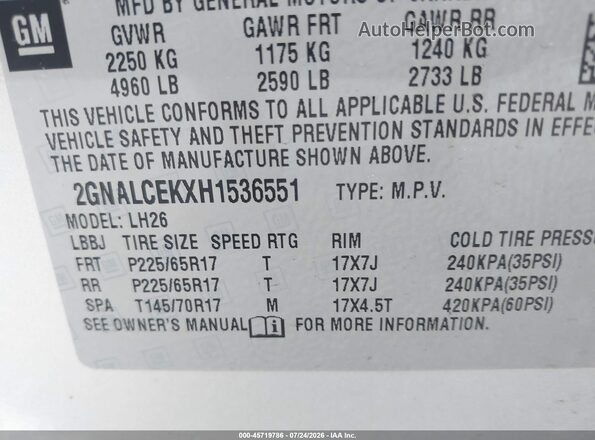 2GNALCEKXH1536551 2017 CHEVROLET EQUINOX Silver Engine compartment view