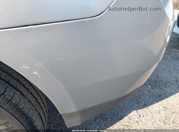 2GNALCEKXH1536551 2017 CHEVROLET EQUINOX Silver 