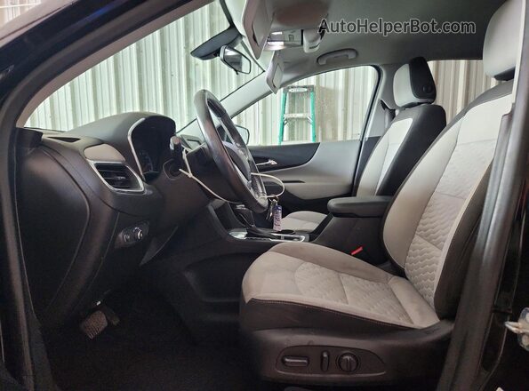 2GNAXJEV3J6164076 2018 CHEVROLET EQUINOX Black Front interior view