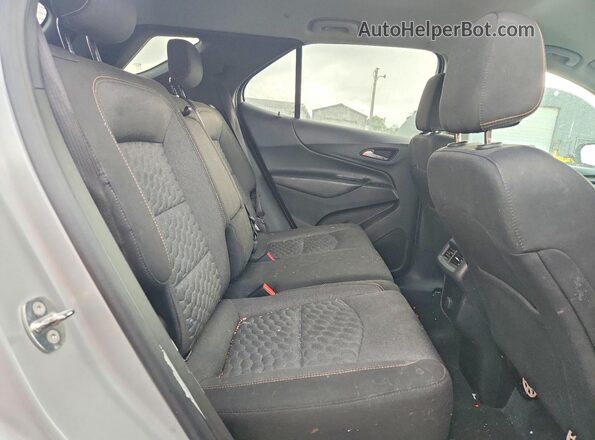 2GNAXJEV7J6336481 2018 CHEVROLET EQUINOX Silver Вид задньої частини салону