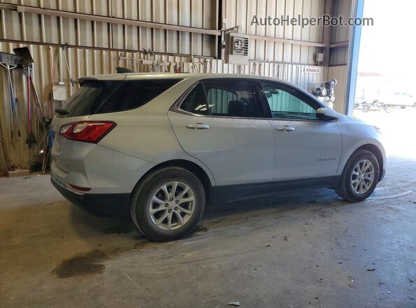 2GNAXJEVXJ6233216 2018 CHEVROLET EQUINOX Silver Tył prawy