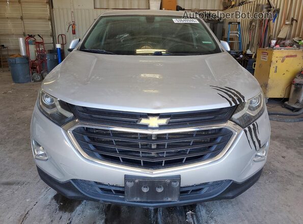 2GNAXJEVXJ6233216 2018 CHEVROLET EQUINOX Silver Widok z przodu