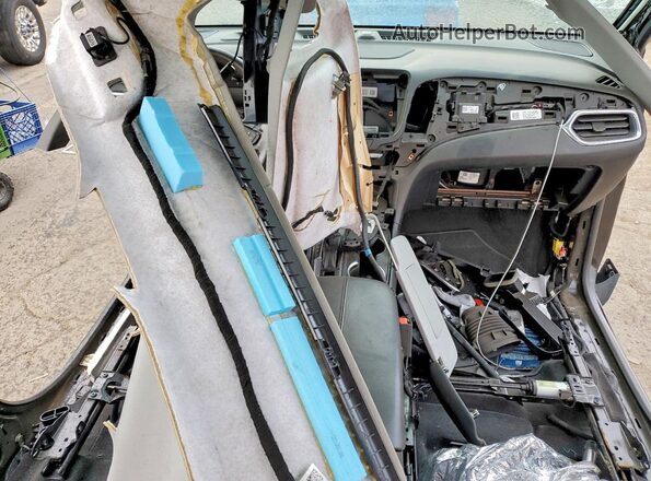 2GNAXNEV2K6237933 2019 CHEVROLET EQUINOX Черный Вид панели приборов