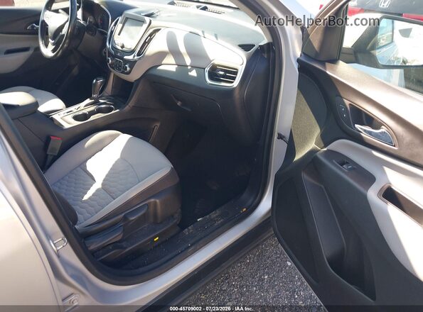 2GNAXSEV1J6313316 2018 CHEVROLET EQUINOX Silver Սալոնի դիմացի տեսք
