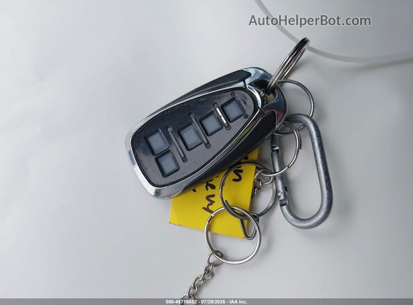 2GNAXSEV2J6251313 2018 CHEVROLET EQUINOX Красный Вид панели приборов