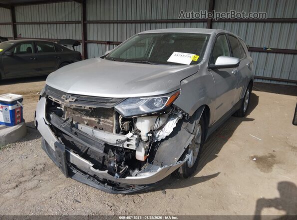 2GNAXSEV2J6278690 2018 CHEVROLET EQUINOX Silver Widok z przodu