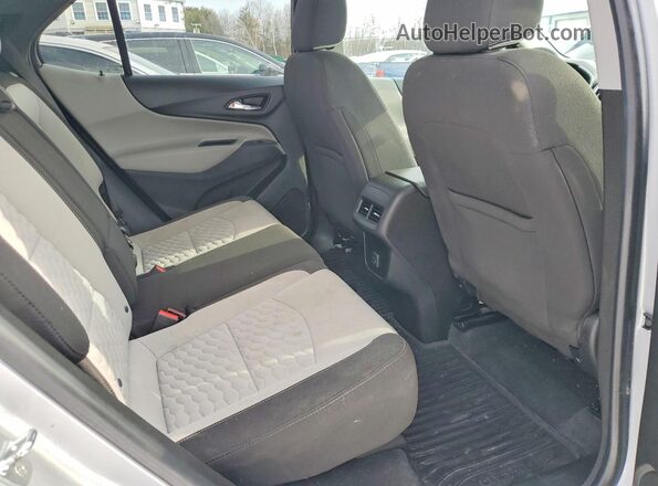 2GNAXSEV3K6198249 2019 CHEVROLET EQUINOX Silver უკანა სალონის ხედი