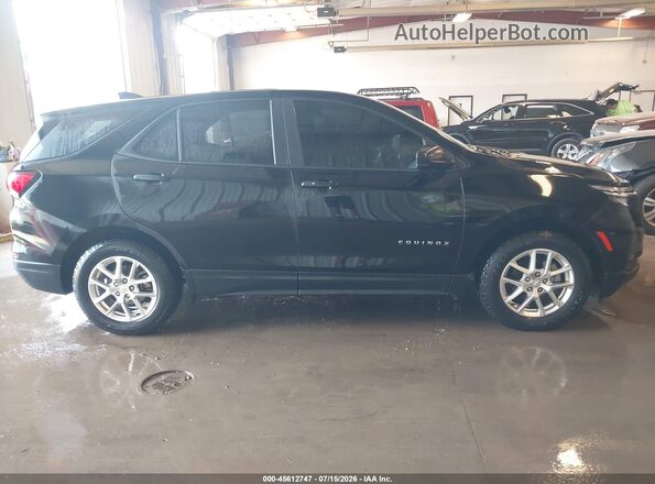 2GNAXSEV6N6100707 2022 CHEVROLET EQUINOX Black Вид задньої частини салону