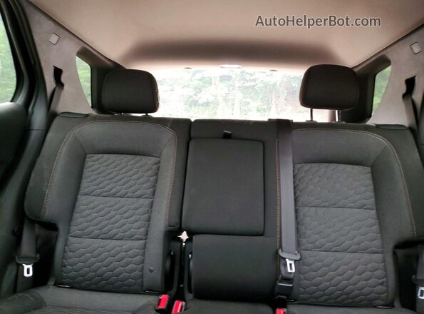 2GNAXSEV7J6300490 2018 CHEVROLET EQUINOX Красный Вид задних сидений