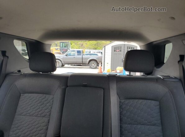 2GNAXTEV9L6250801 2020 CHEVROLET EQUINOX Black Rear seats view