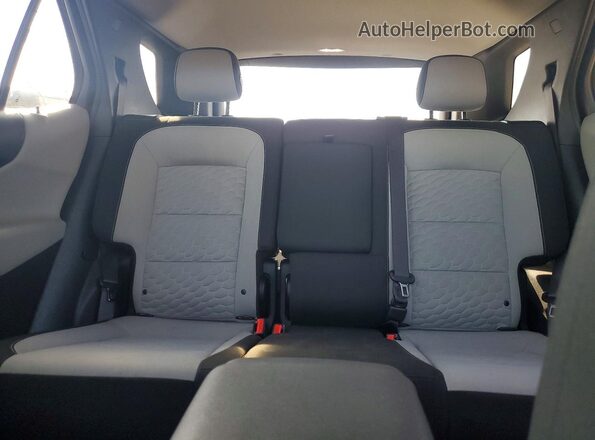 2GNAXTEX2J6268118 2018 CHEVROLET EQUINOX Red Հետևի նստատեղերի տեսք