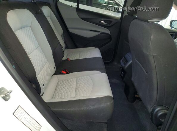2GNAXUEV6L6109271 2020 CHEVROLET EQUINOX White Rear interior view