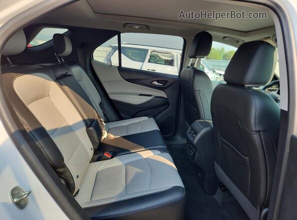 2GNAXYEX0K6130219 2019 CHEVROLET EQUINOX White Rear interior view