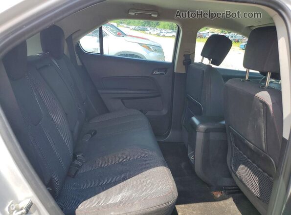 2GNFLEEK0H6150791 2017 CHEVROLET EQUINOX Silver Widok wnętrza z tyłu