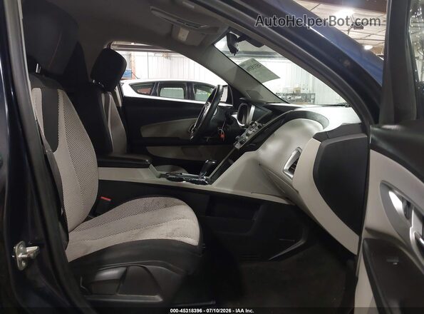 2GNFLEEK0H6283910 2017 CHEVROLET EQUINOX Синий Вид салона спереди