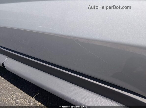 2GNFLEEK0H6322527 2017 CHEVROLET EQUINOX Silver წინა ხედი