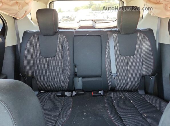 2GNFLFEK4H6103883 2017 CHEVROLET EQUINOX Black Հետևի նստատեղերի տեսք