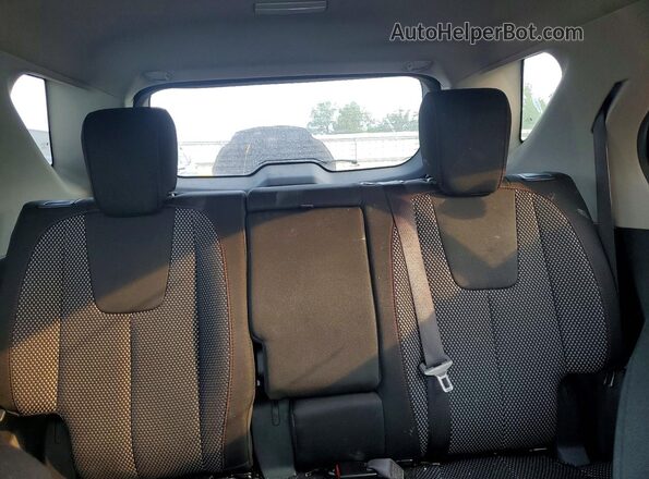 2GNFLFEK7H6151426 2017 CHEVROLET EQUINOX Белый Вид задних сидений