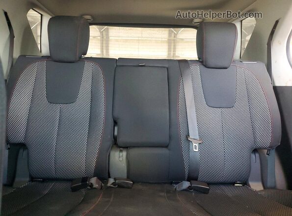 2GNFLFEKXG6136563 2016 CHEVROLET EQUINOX Maroon Rear seats view