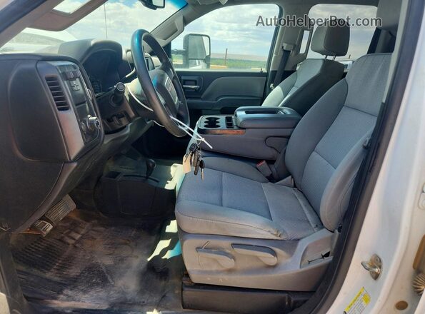 2GT22NEG9K1199918 2019 GMC SIERRA White Widok wnętrza z przodu
